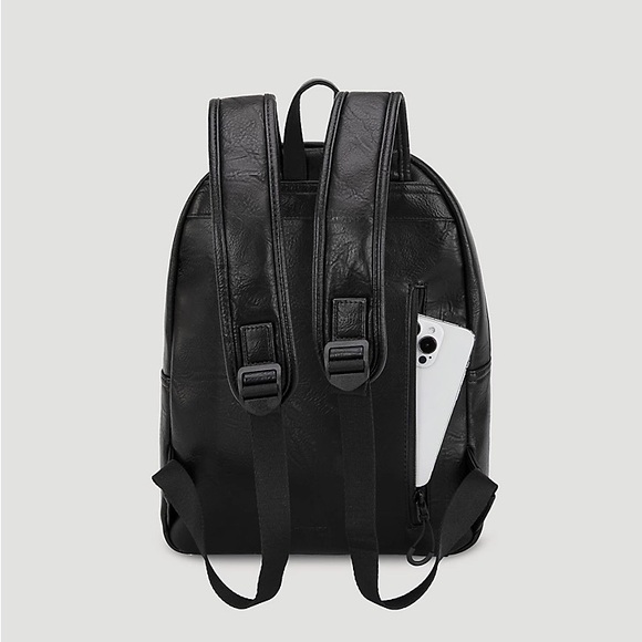 Wrangler Black Backpack with Geometric Pattern and Leather-like Material main image 4